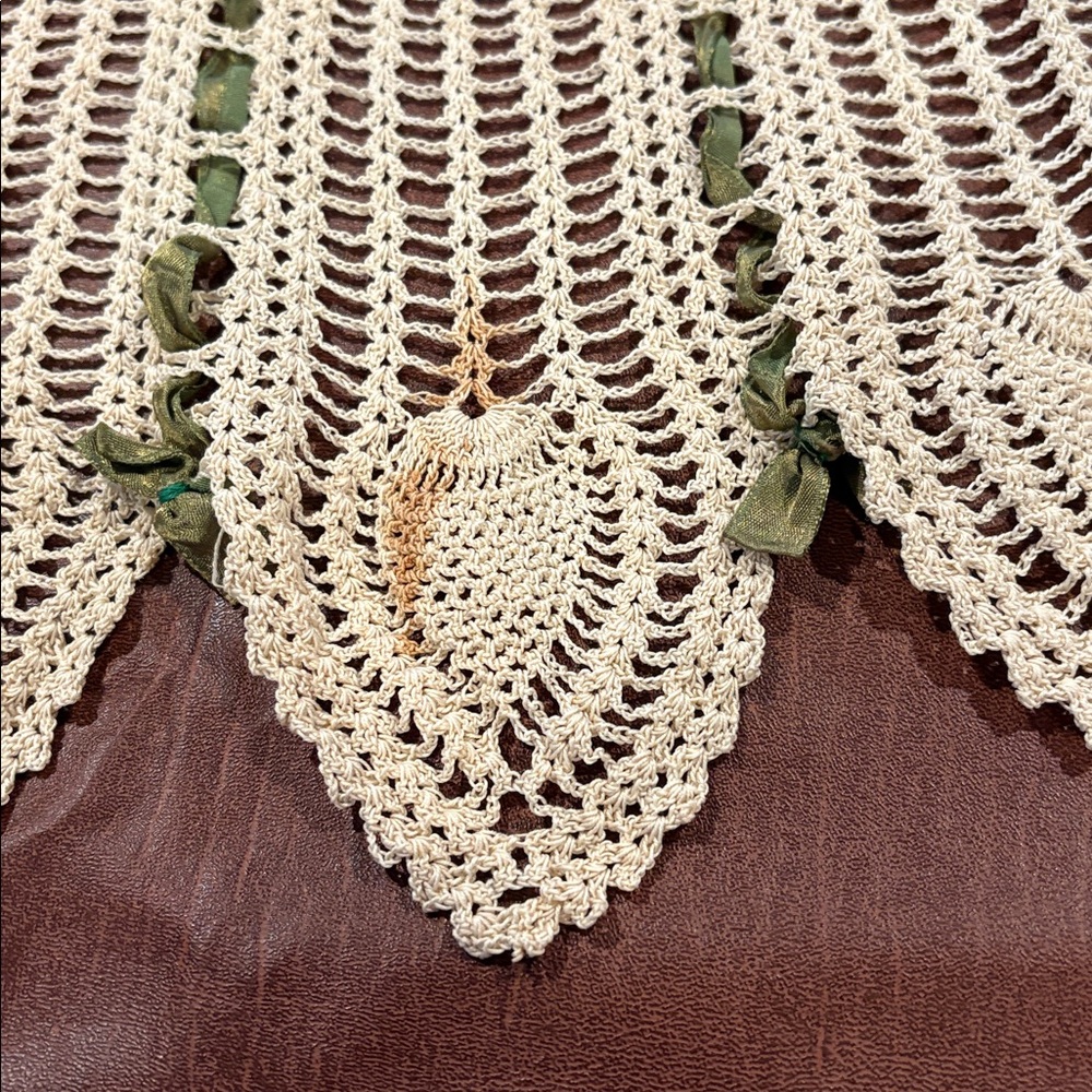 Vintage Crochet Apron with Green Ribbon Accents - Picture 4 of 6